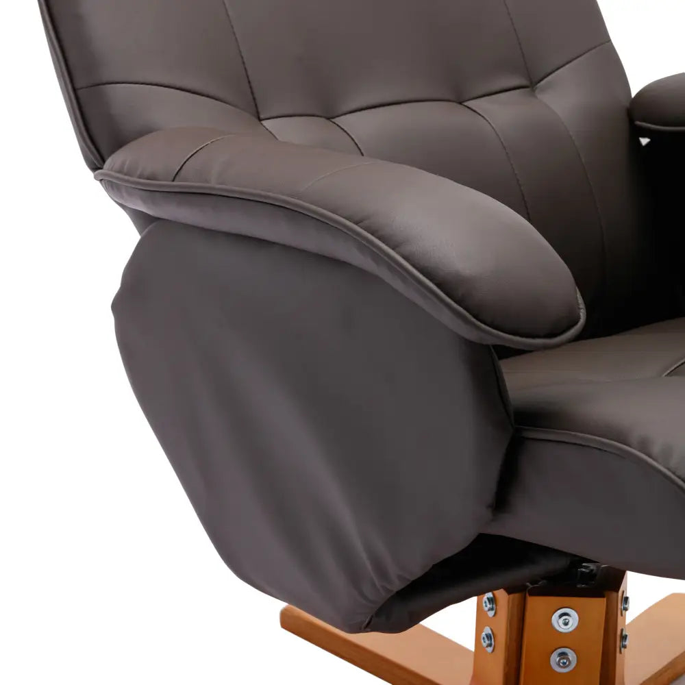 Padded leather armrest of MacArthur’s Merch Recliner Chair with Ottoman for comfort